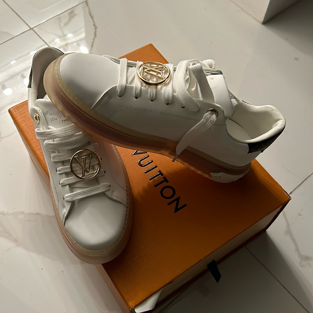 Louis Vuitton sneaker